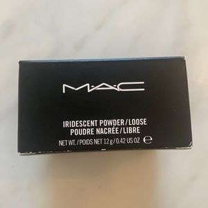 MAC Iridescent Powder / Loose